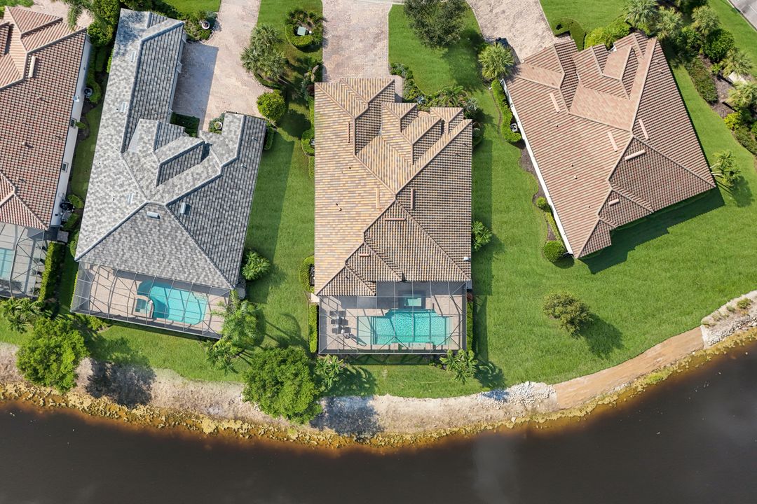 9238 Ores Cir, Naples, FL 34120