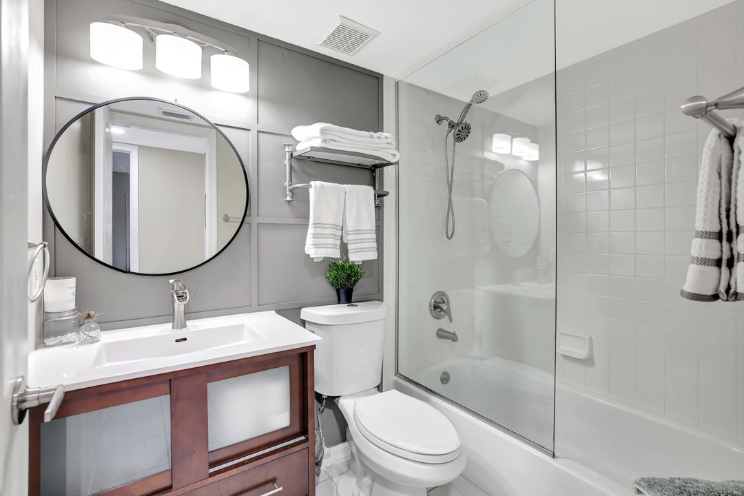 7360 Glenmoor Ln #4108, Naples, FL 34104
