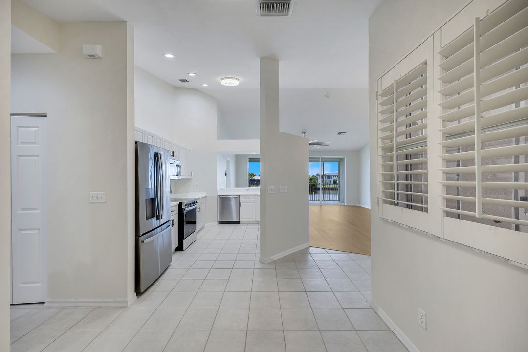 210 Waterside Cir #201, Marco Island, FL 34145