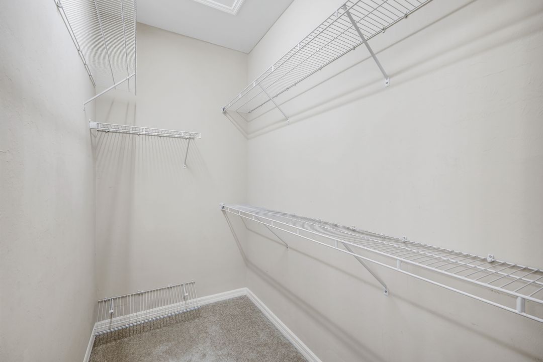 2730 Brightside Ct, Cape Coral, FL 33991