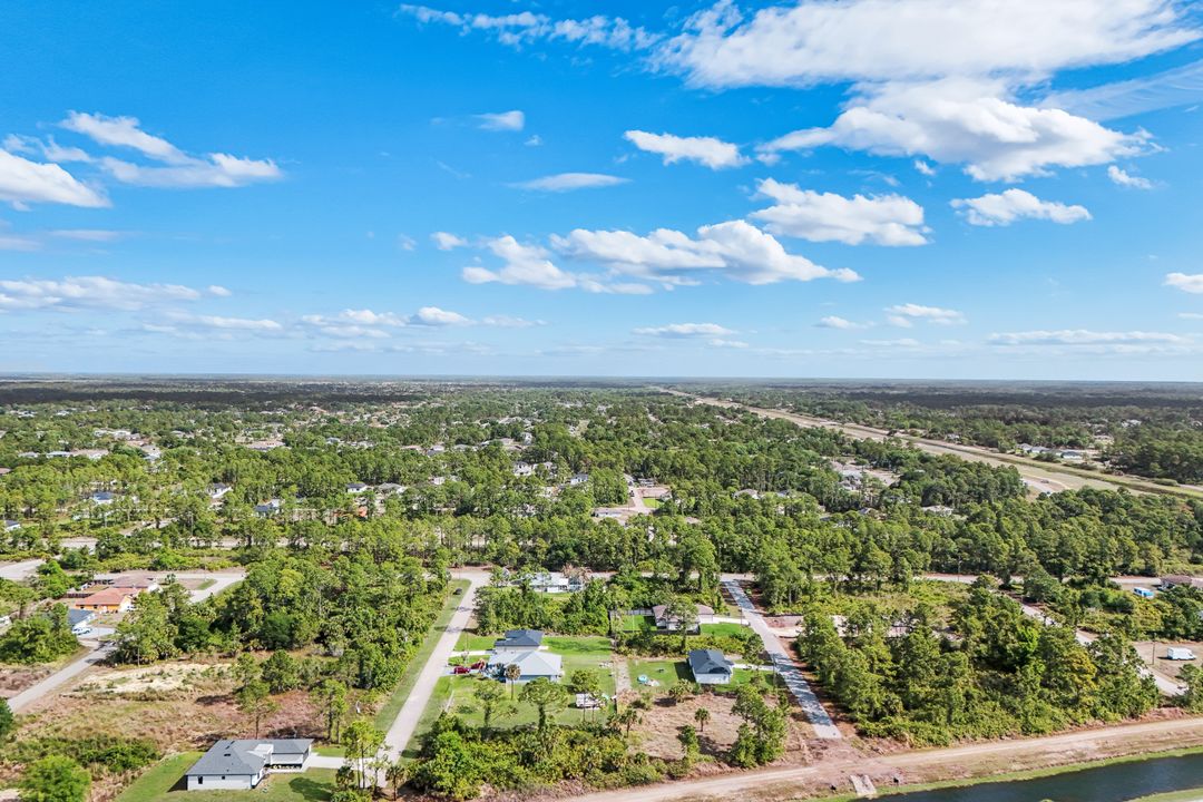 2920 Dora Ave N, Lehigh Acres, FL 33971