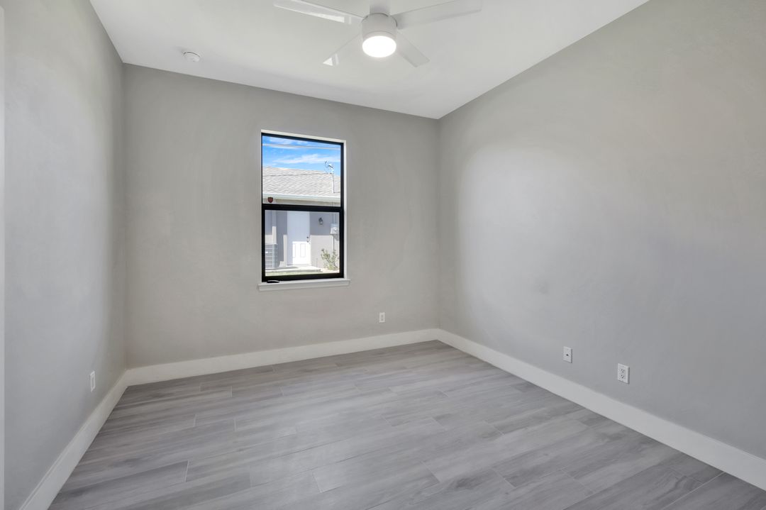 1918 SW 30th St, Cape Coral, FL 33914