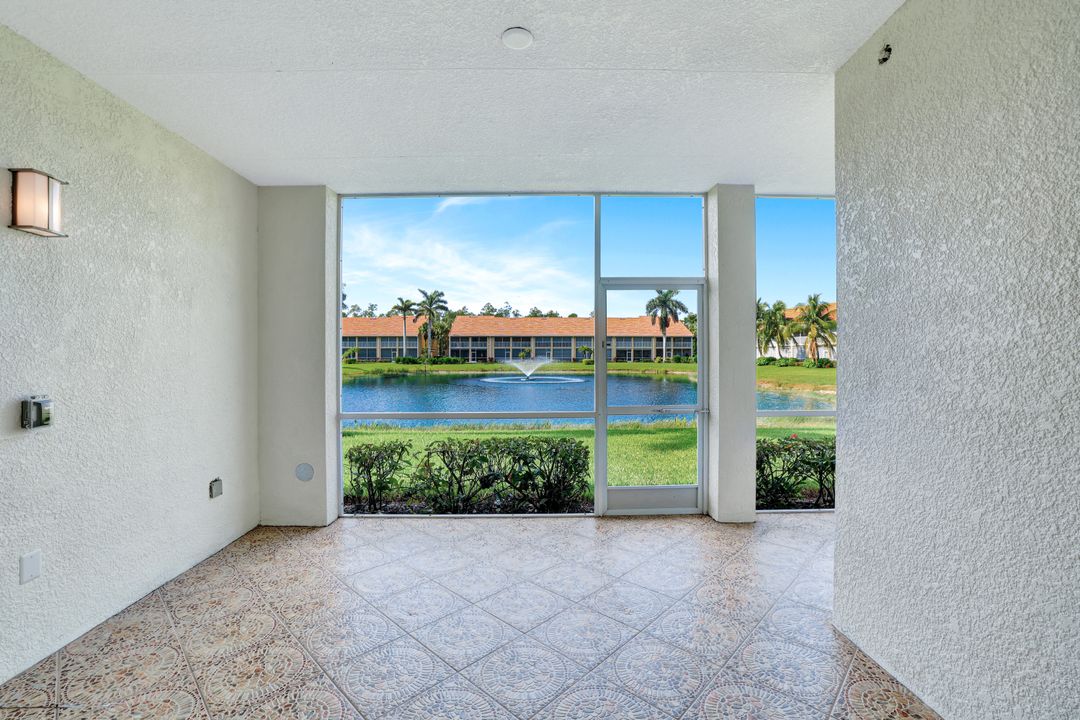 2386 Magnolia Ave #15, Naples, FL 34112