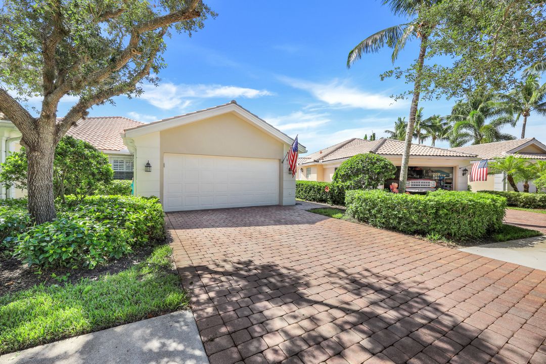 4744 Maupiti Way, Naples, FL 34119