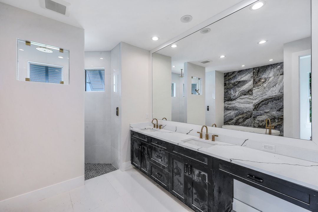 21 Algonquin Ct, Marco Island, FL 34145