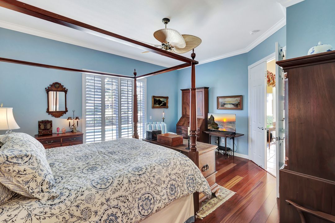 2914 Gilford Way, Naples, FL 34119
