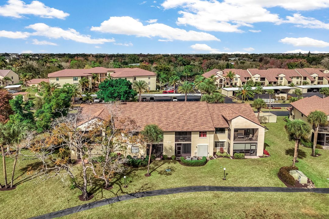 8475 Charter Club Cir #8, Fort Myers, FL 33919