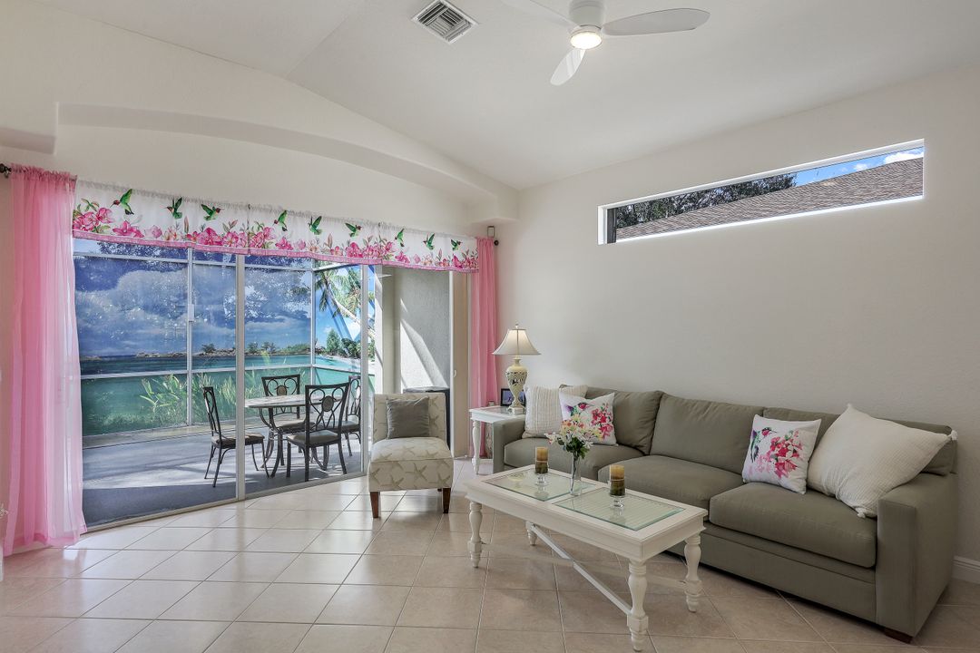 8687 Ibis Cove Cir, Naples, FL 34119