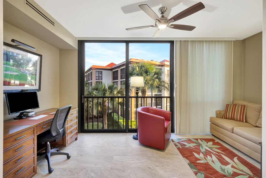 6820 Pelican Bay Blvd #133, Naples, FL 34108