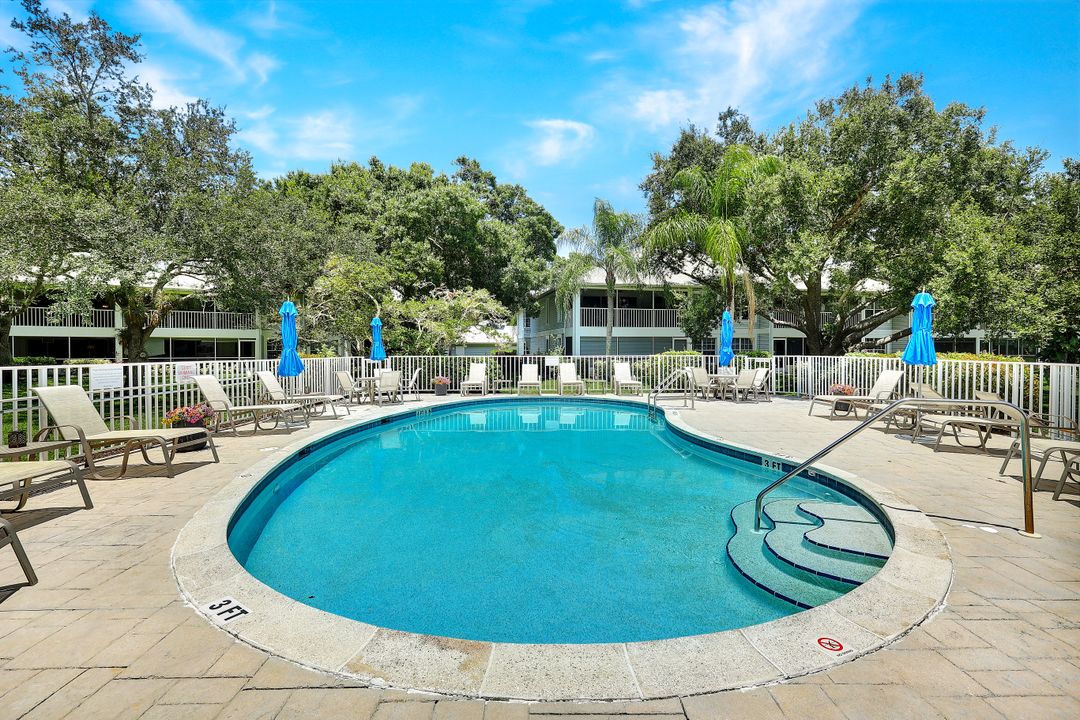 800 Misty Pines Cir #H205, Naples, FL 34105