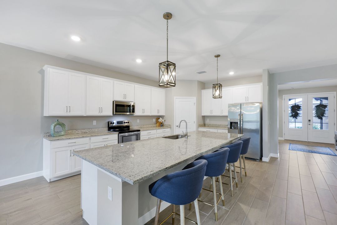 11212 Canopy Loop, Fort Myers, FL 33913