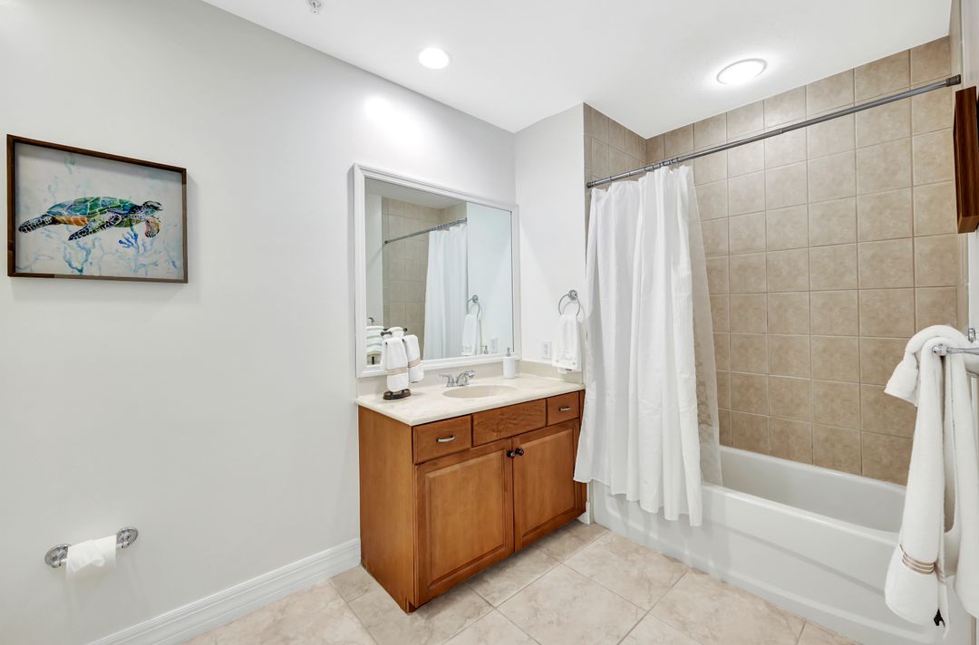 10721 Mirasol Dr #205, Miromar Lakes, FL 33913