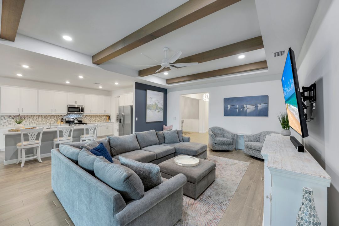 11243 Canopy Loop, Fort Myers, FL 33913
