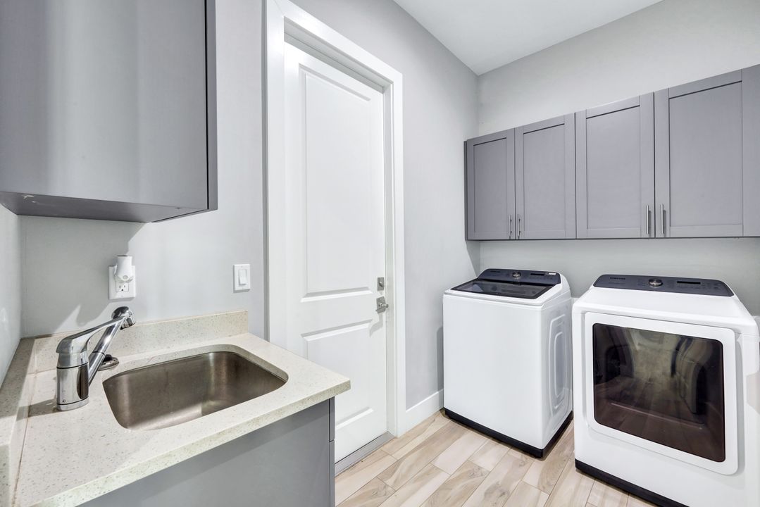 4440 43rd Ave NE, Naples, FL 34120