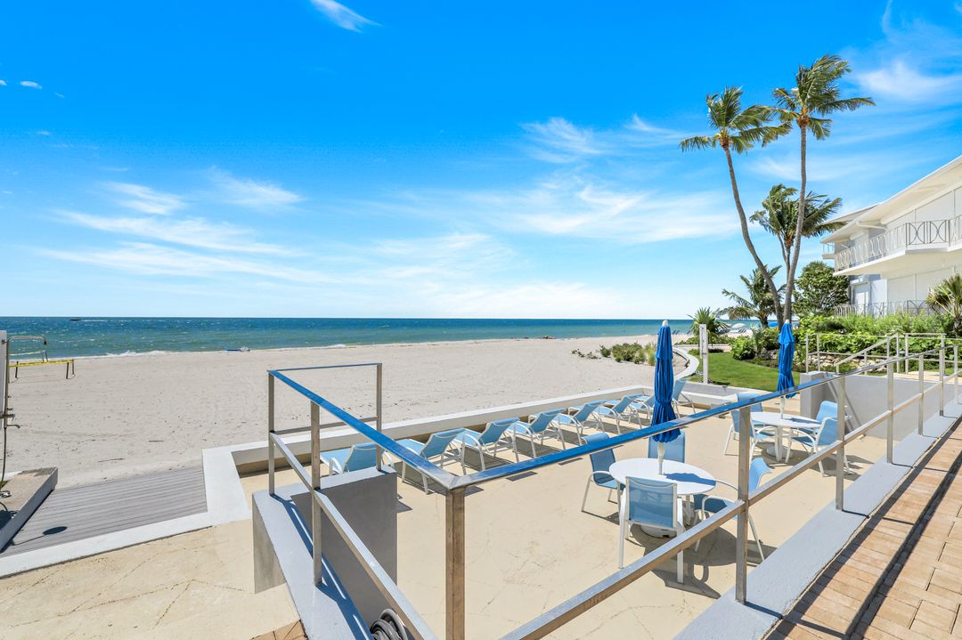 1851 Gulf Shore Blvd N #15, Naples, FL 34102