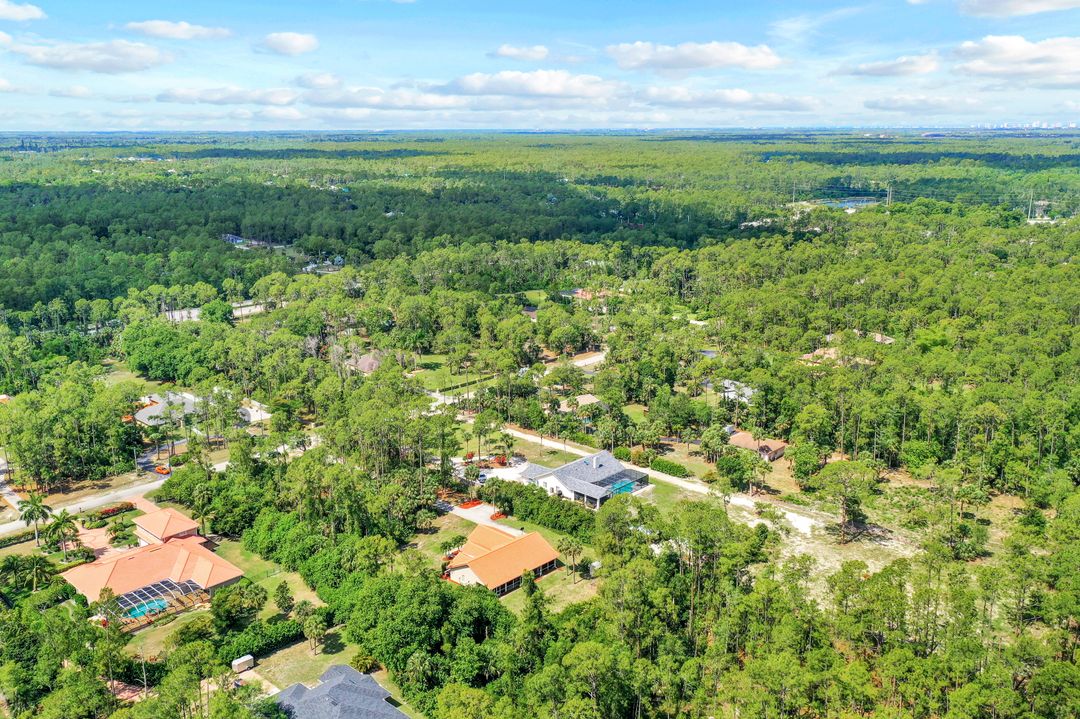 3611 1st Ave NW, Naples, FL 34120