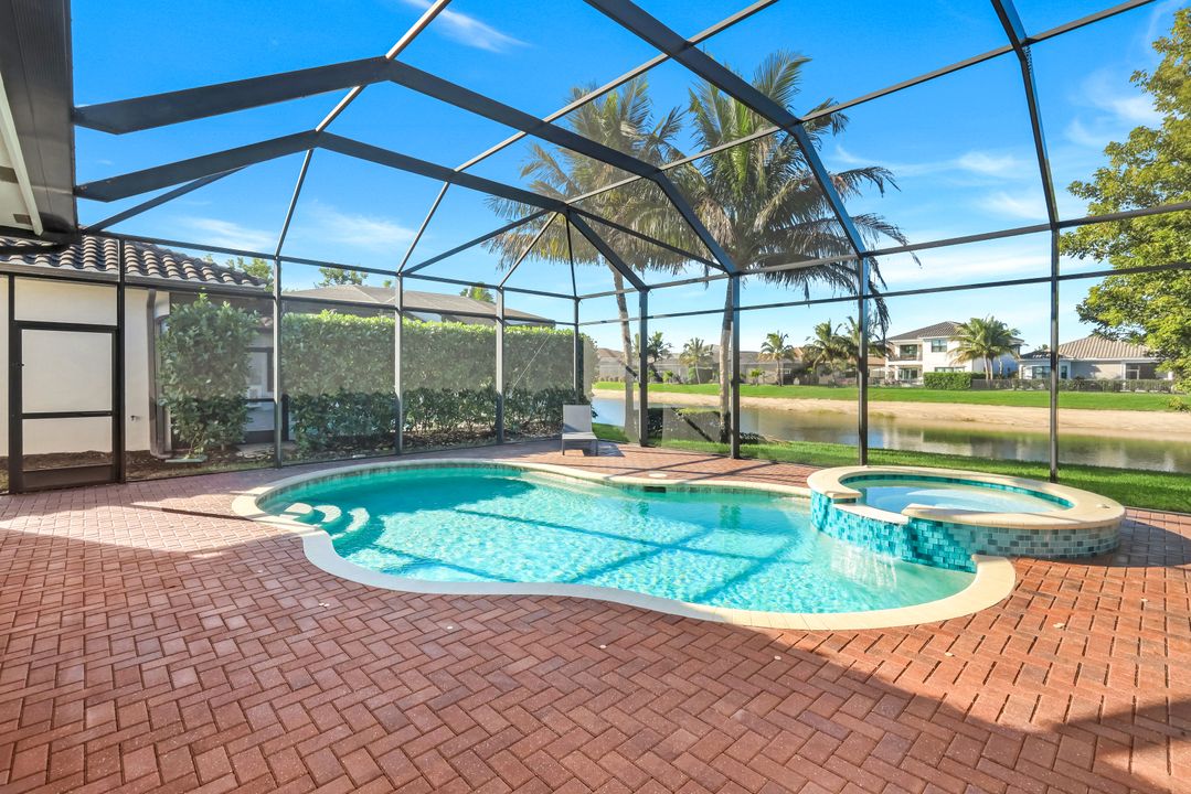 4549 Azalea Dr, Naples, FL 34119