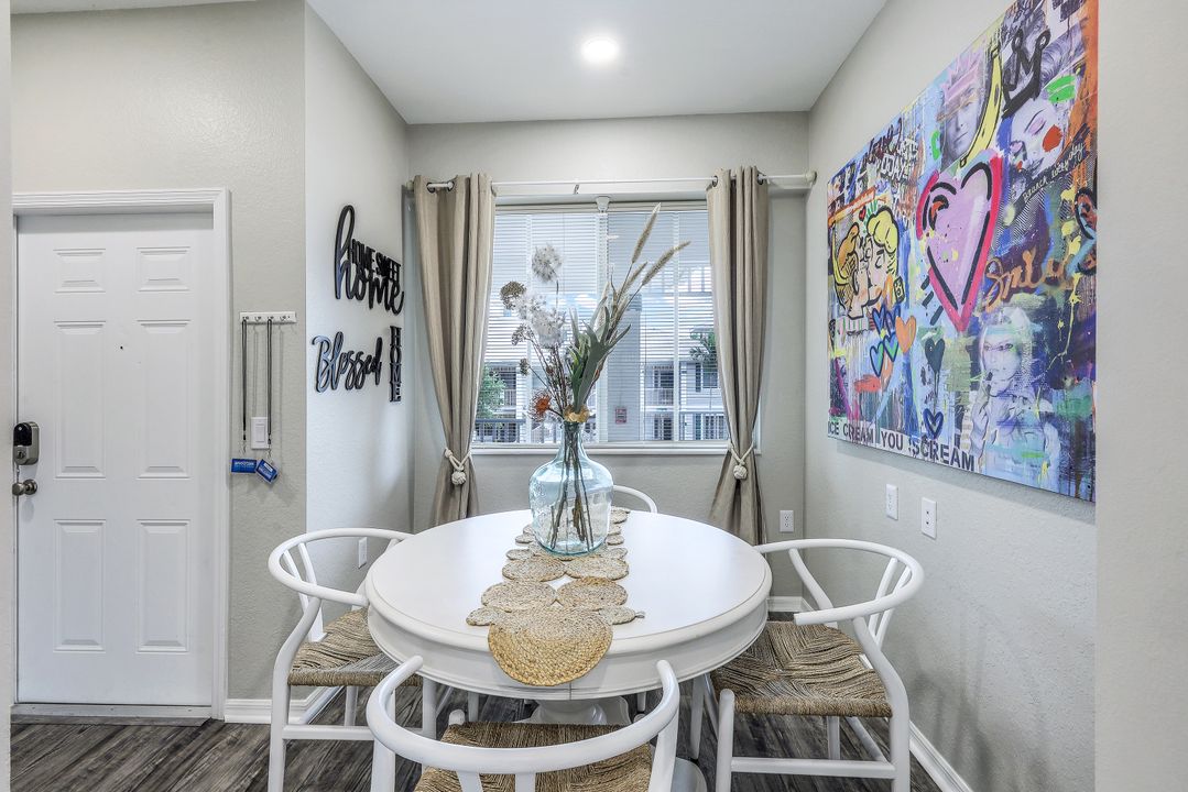 7950 Mahogany Run Ln #422, Naples, FL 34113