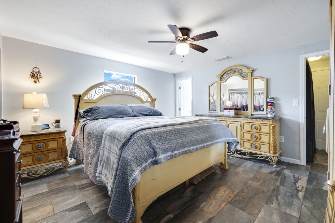 108 Powell Creek Cir, North Fort Myers, FL 33917