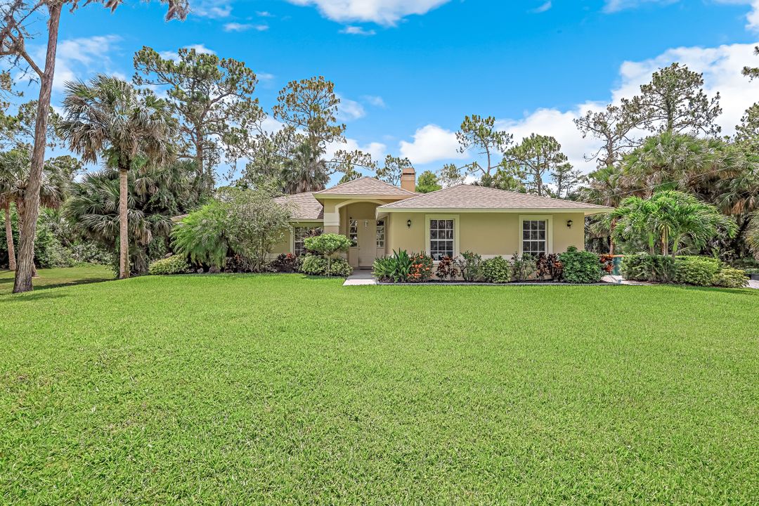 111 2nd St SE, Naples, FL 34117