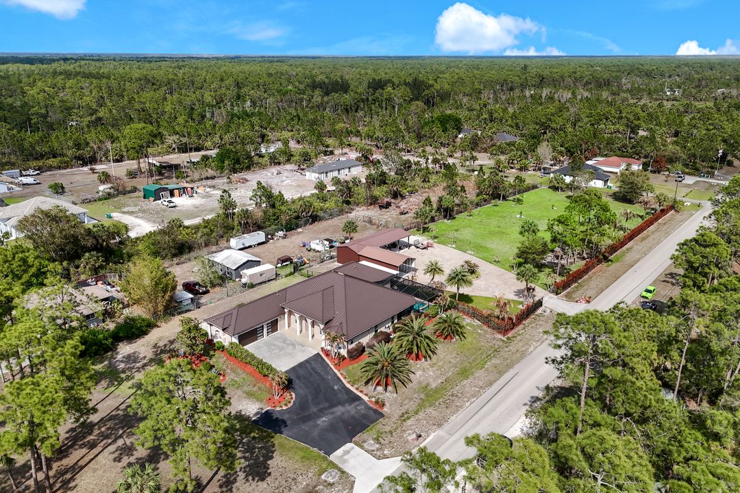 3223 4th Ave NE, Naples, FL 34120