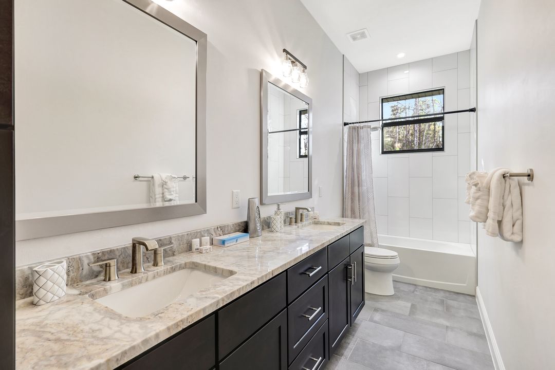 25526 Busy Bee Dr, Bonita Springs, FL 34135
