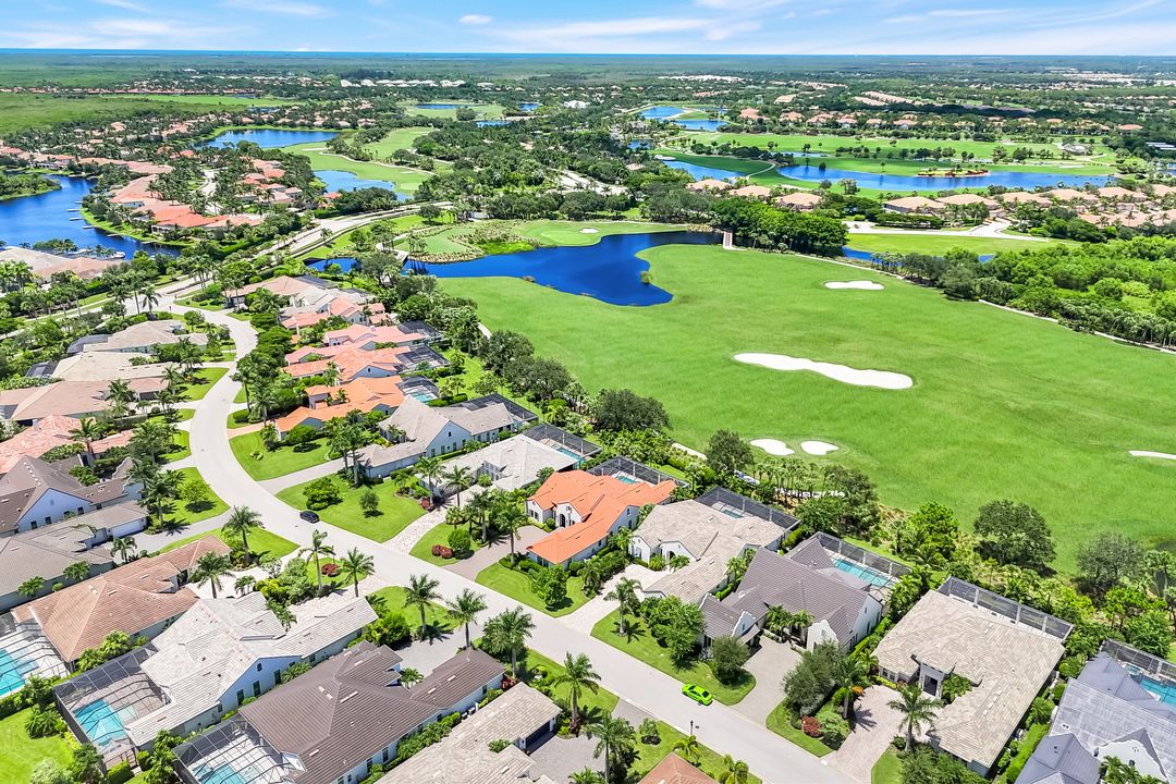 3233 Tavolara Ln, Naples, FL 34114