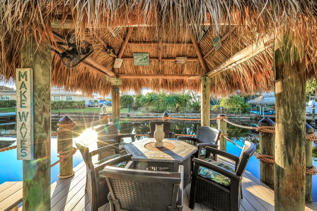 4934 SW 2nd Pl, Cape Coral, FL 33914