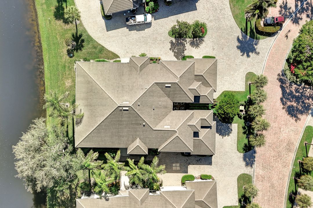 1876 Seville Blvd #1522, Naples, FL 34109