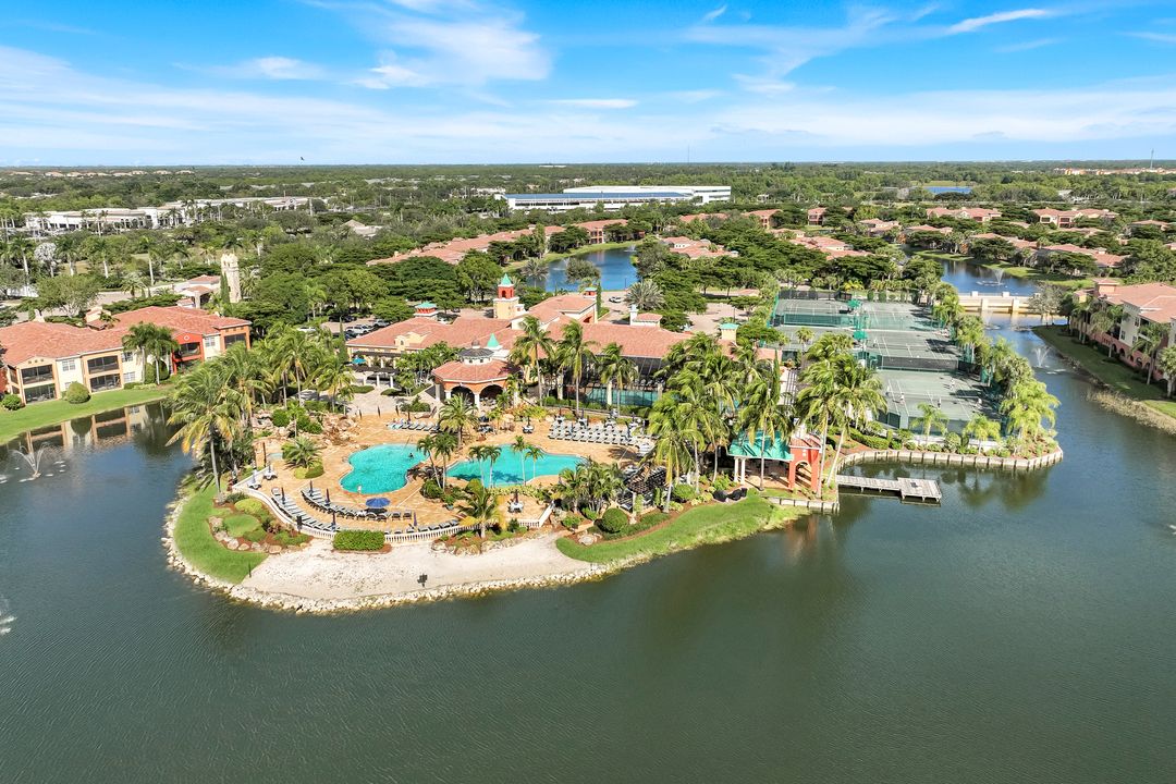 8533 Via Garibaldi Cir #202, Estero, FL 33928