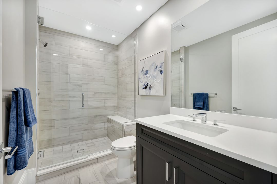 1130 3rd Ave S #512, Naples, FL 34102