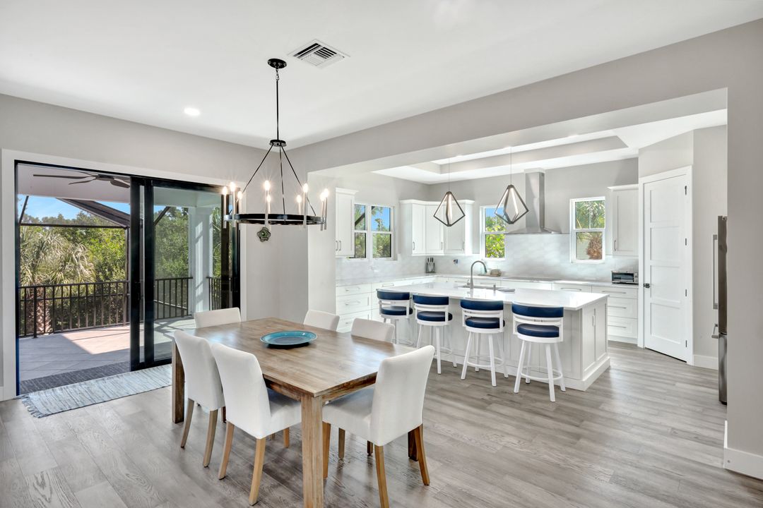 1044 Fish Crow Rd, Sanibel, FL 33957