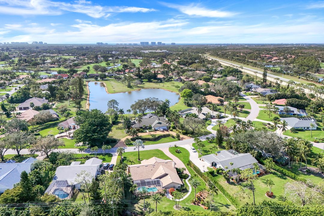 1933 Empress Ct, Naples, FL 34110