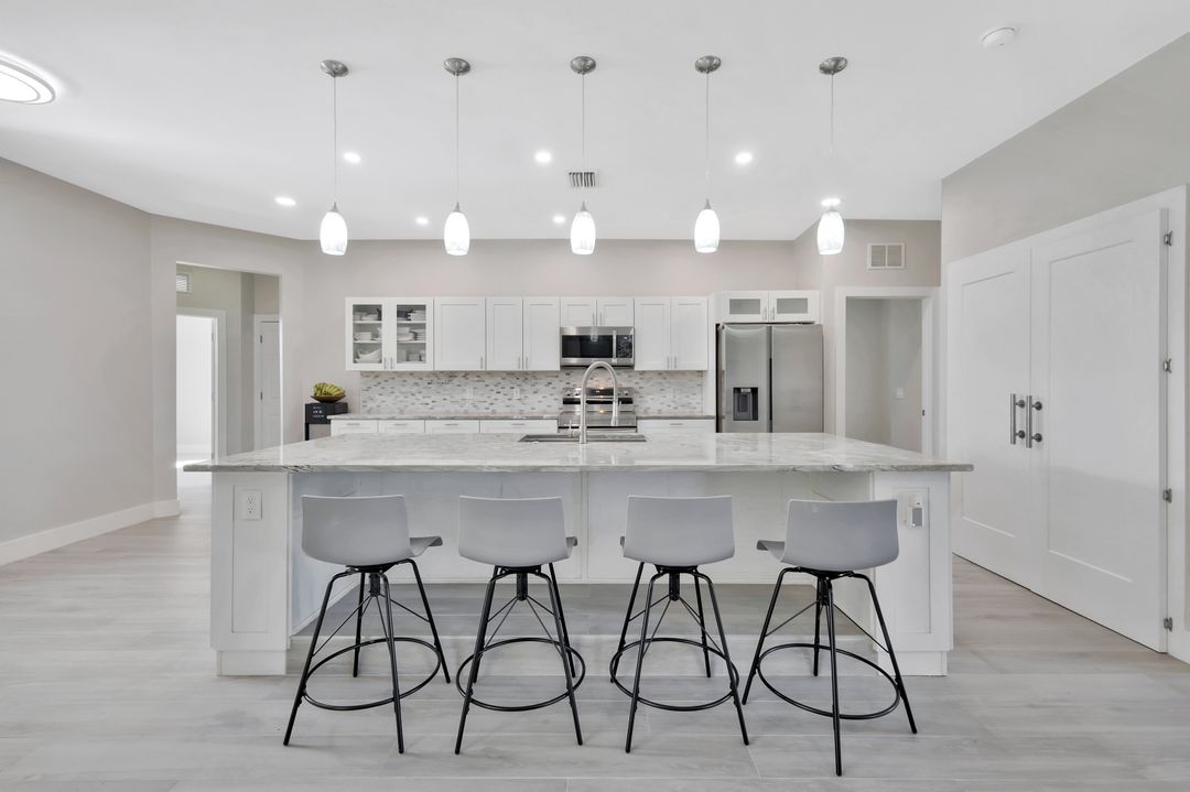 1918 SW 30th St, Cape Coral, FL 33914