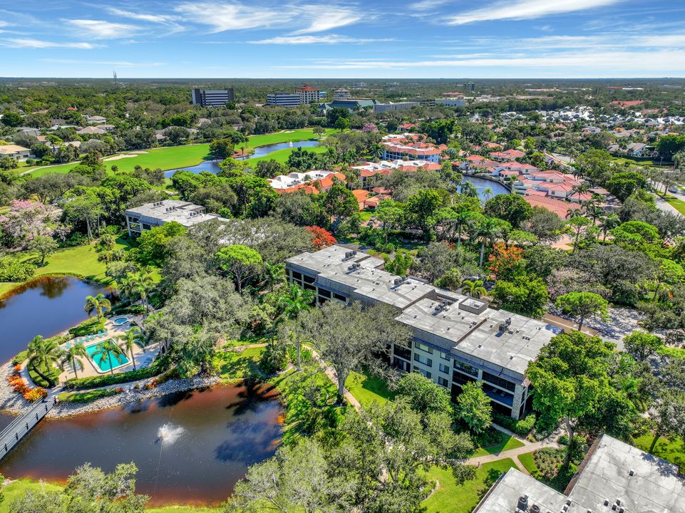 5954 Pelican Bay Blvd #235, Naples, FL 34108