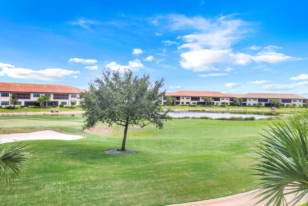 9386 Pocida Ct #202, Naples, FL 34119