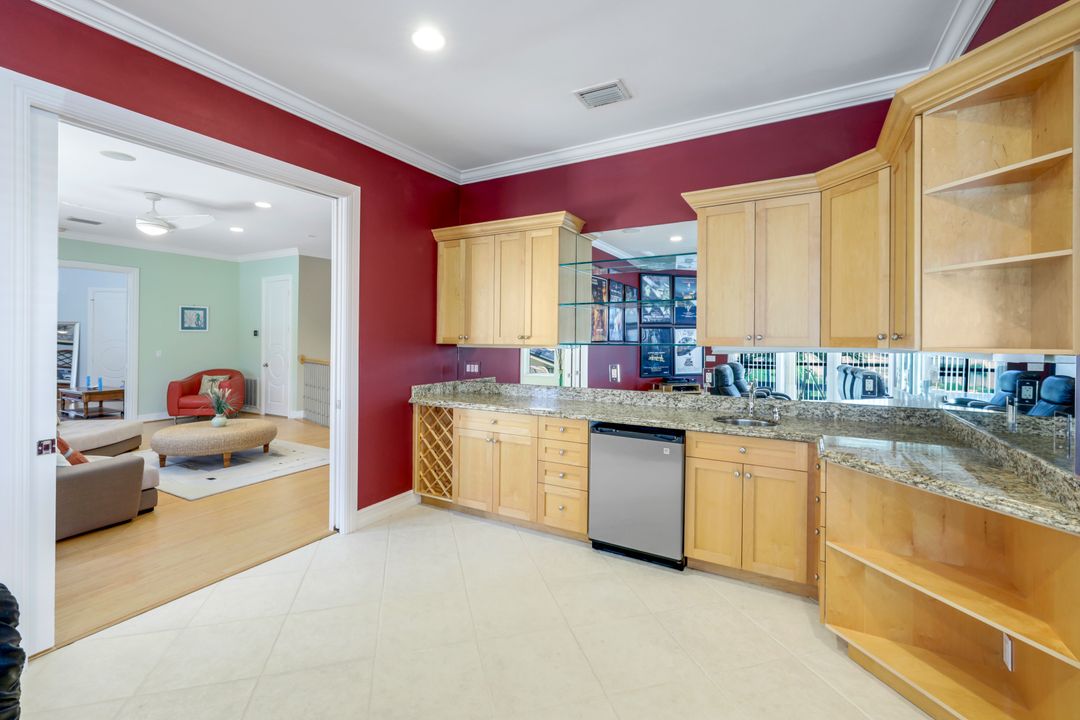 1658 McIlvaine Ct, Marco Island, FL 34145