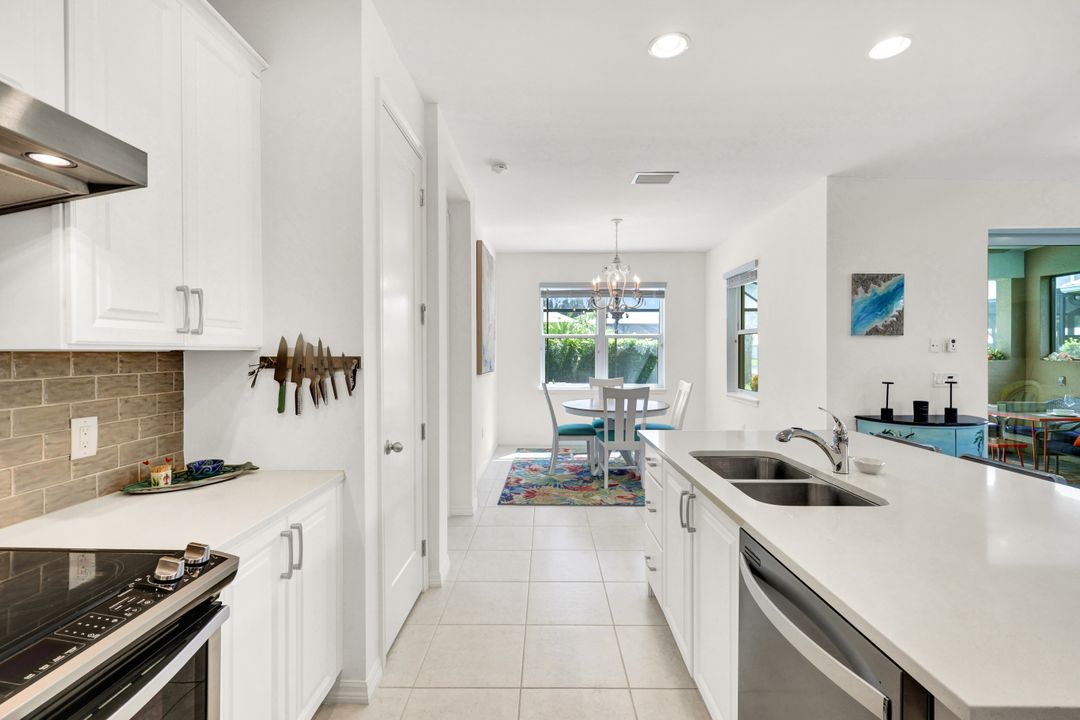 14604 Catamaran Pl, Naples, FL 34114