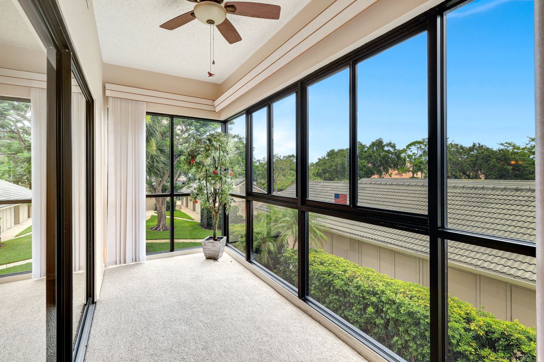 900 Arbor Lake Dr #207, Naples, FL 34110