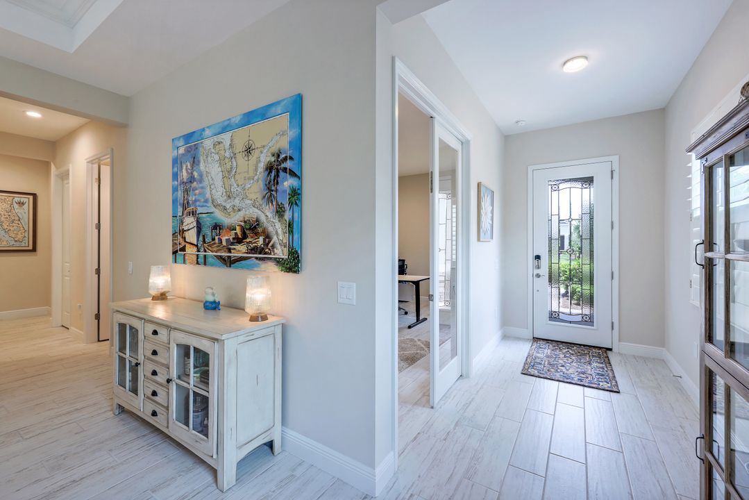 13749 Woodhaven Cir, Fort Myers, FL 33905