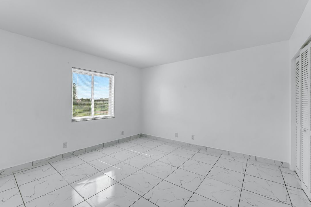1000 Manatee Rd #A-306, Naples, FL 34114