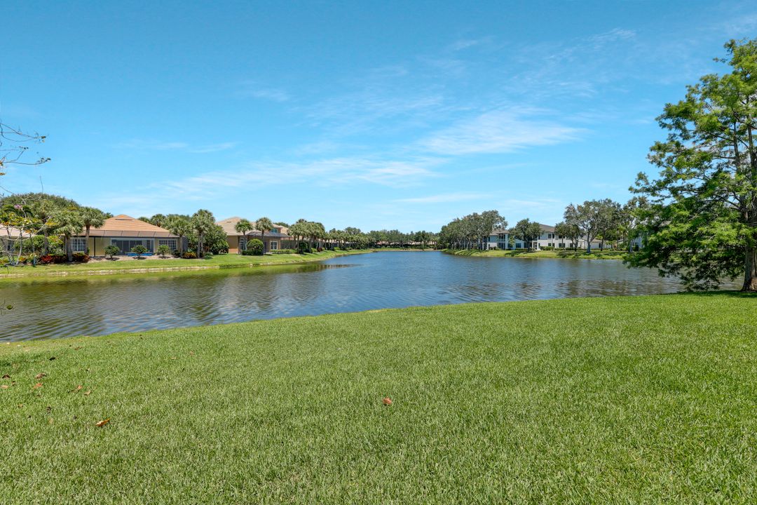 1855 Les Chateaux Blvd #201, Naples, FL 34109
