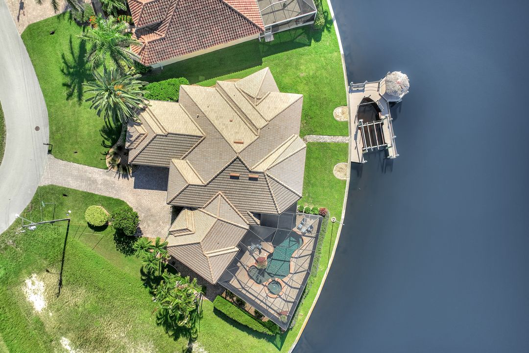 2216 SW 49th Terrace, Cape Coral, FL 33914