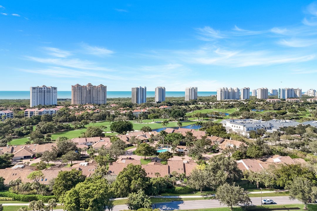 6636 Trident Way, Naples, FL 34108