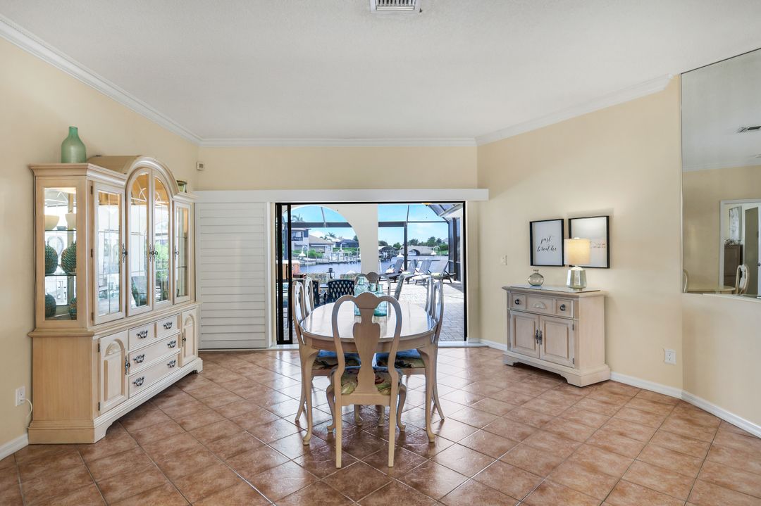 5116 SW 20th Ave, Cape Coral, FL 33914