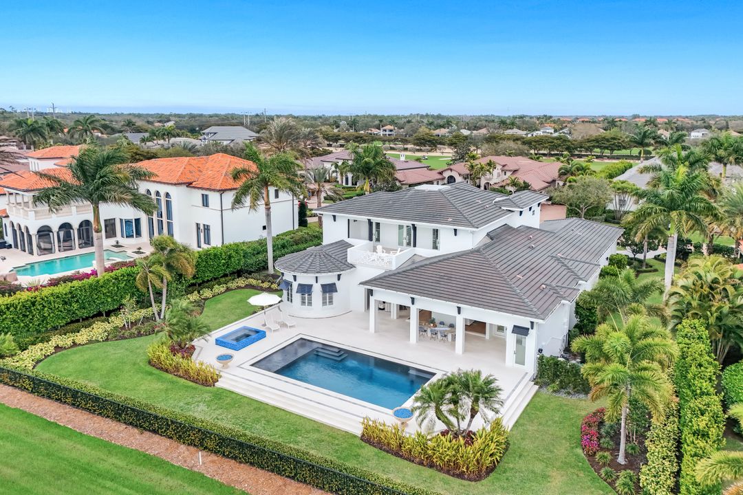 16744 Prato Way, Naples, FL 34110