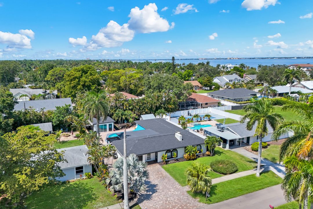 8327 Riviera Ave, Fort Myers, FL 33919