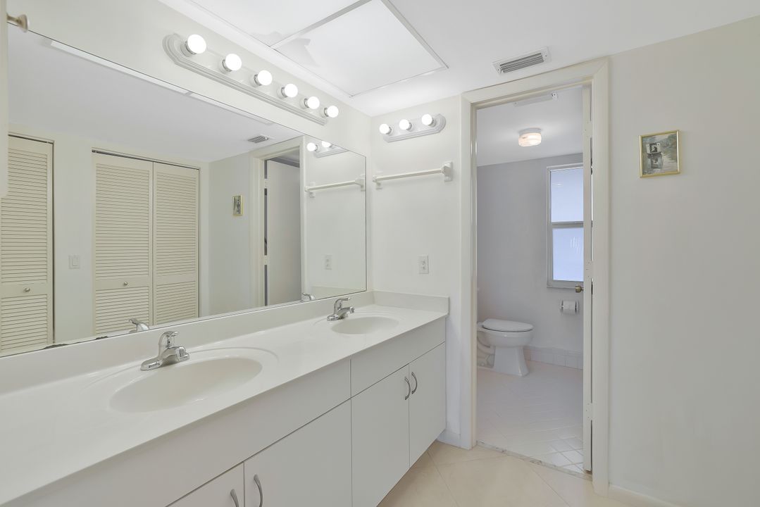 278 Winners Cir #2, Naples, FL 34112