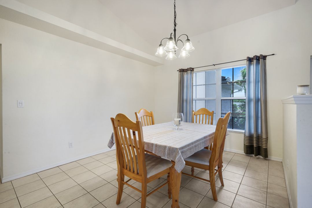 1431 NW 3rd Pl, Cape Coral, FL 33993