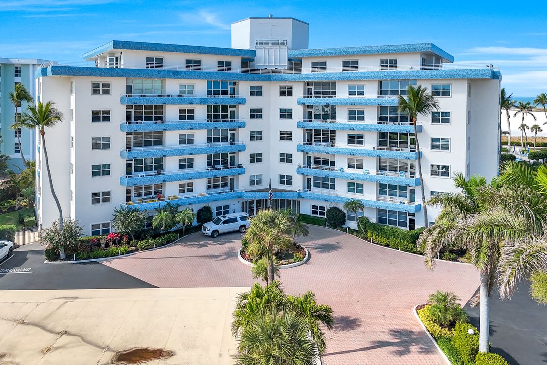 220 Seaview Ct #613, Marco Island, FL 34145